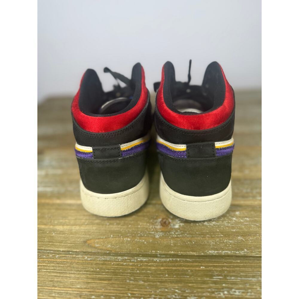 Nike Air Jordan 1 Mid SE RIVALS Lakers Top 4 2019 Size 6.5Y Kids BQ6931-0005 - Picture 8 of 9